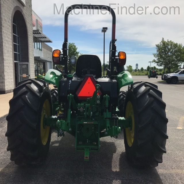 2018 John Deere 5055E Image 4