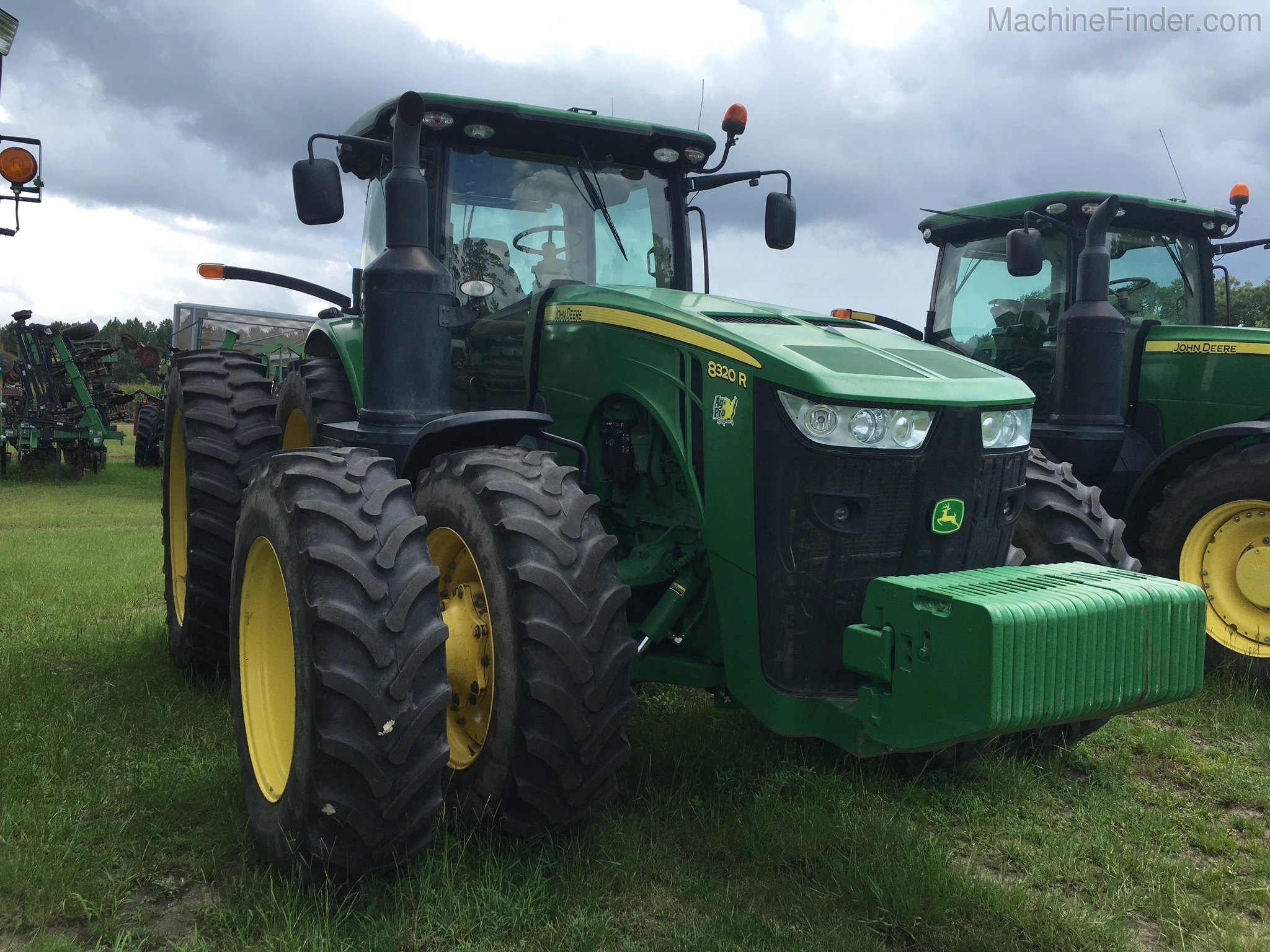2014 John Deere 8320R Image 1