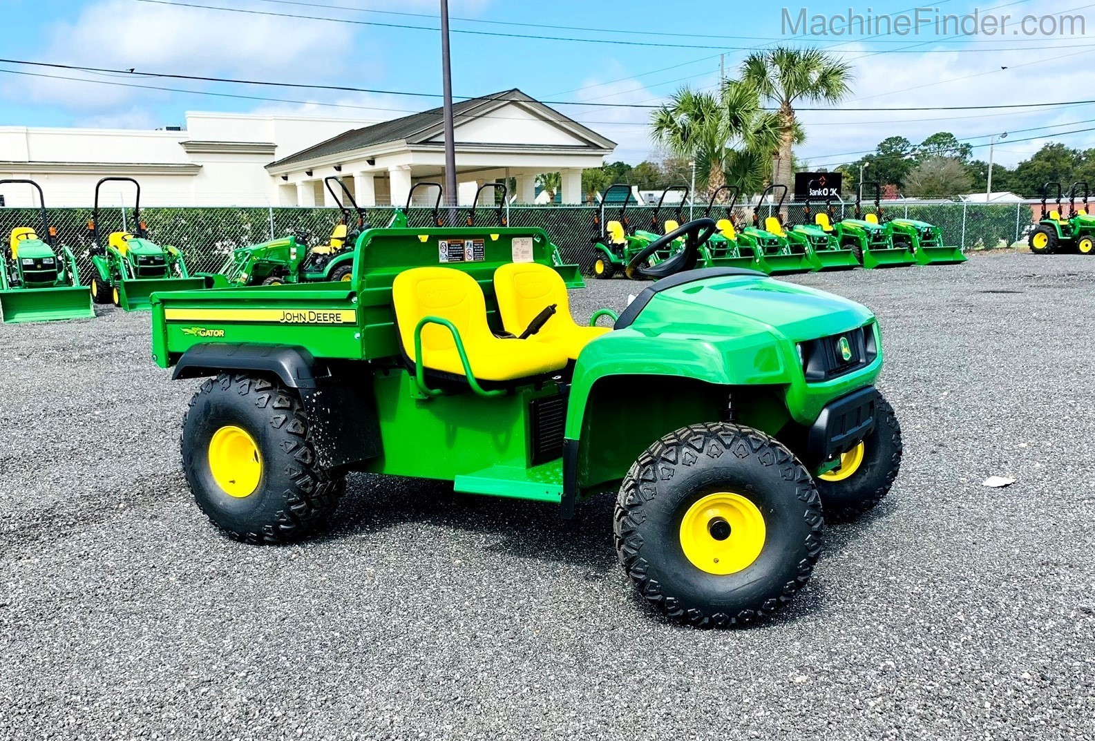 2019 John Deere TS 4X2 Image 1