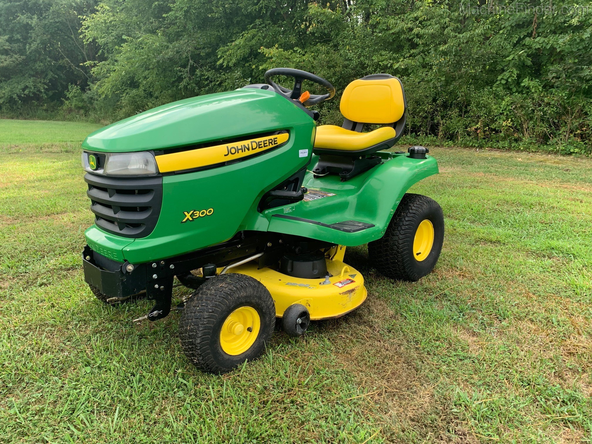 2009 John Deere X300 Image 1
