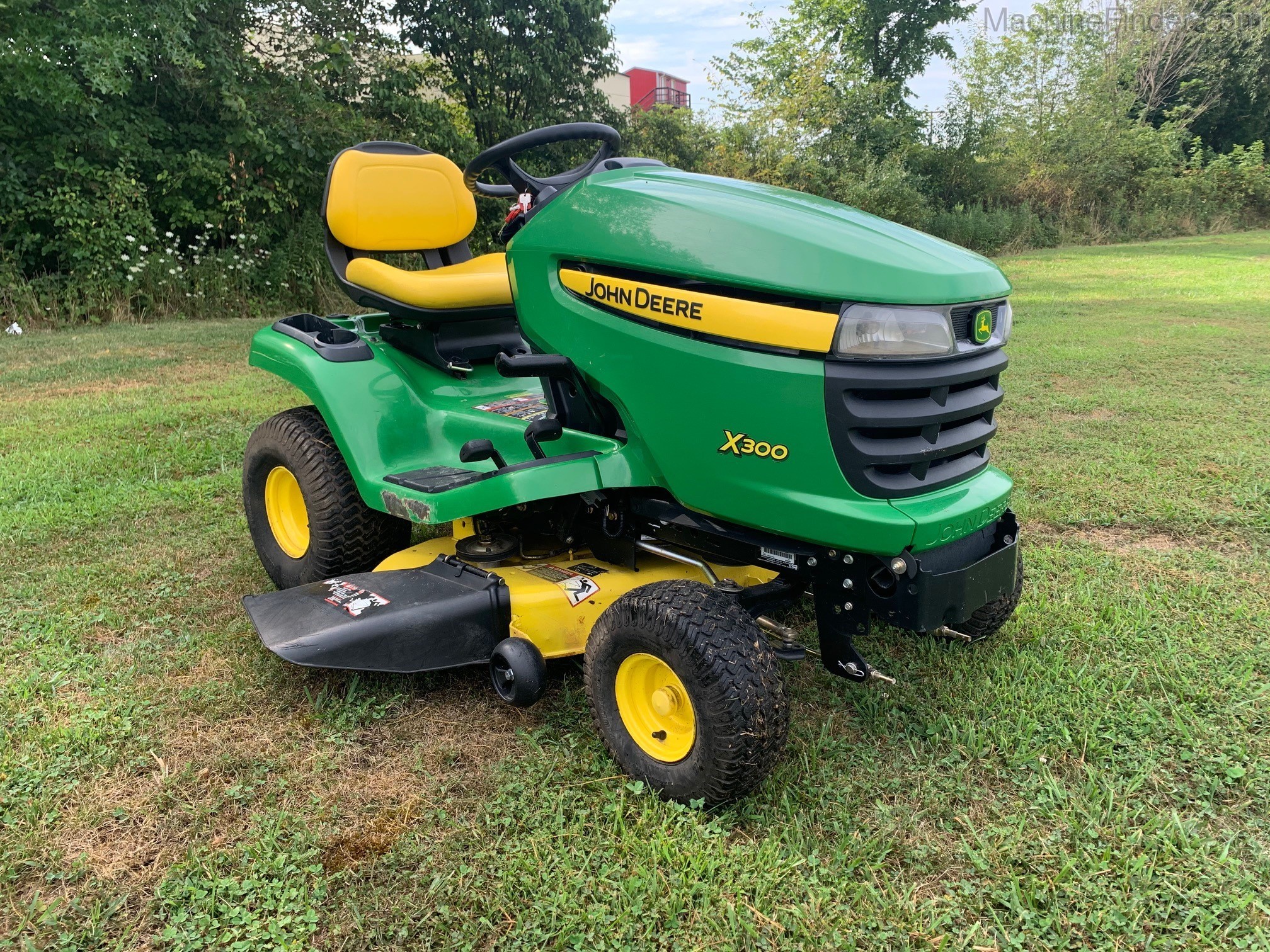 2009 John Deere X300 Image 7