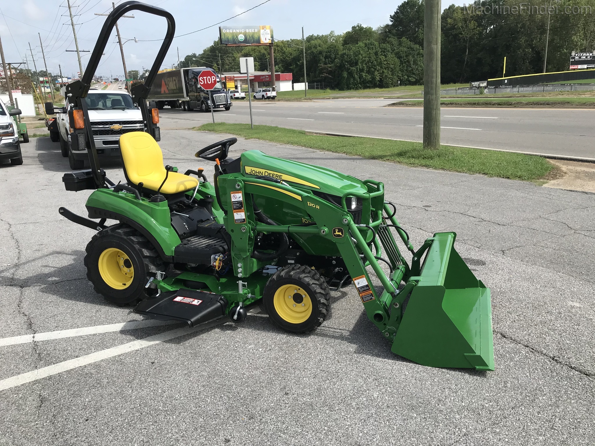 2020 John Deere 1023E Image 3