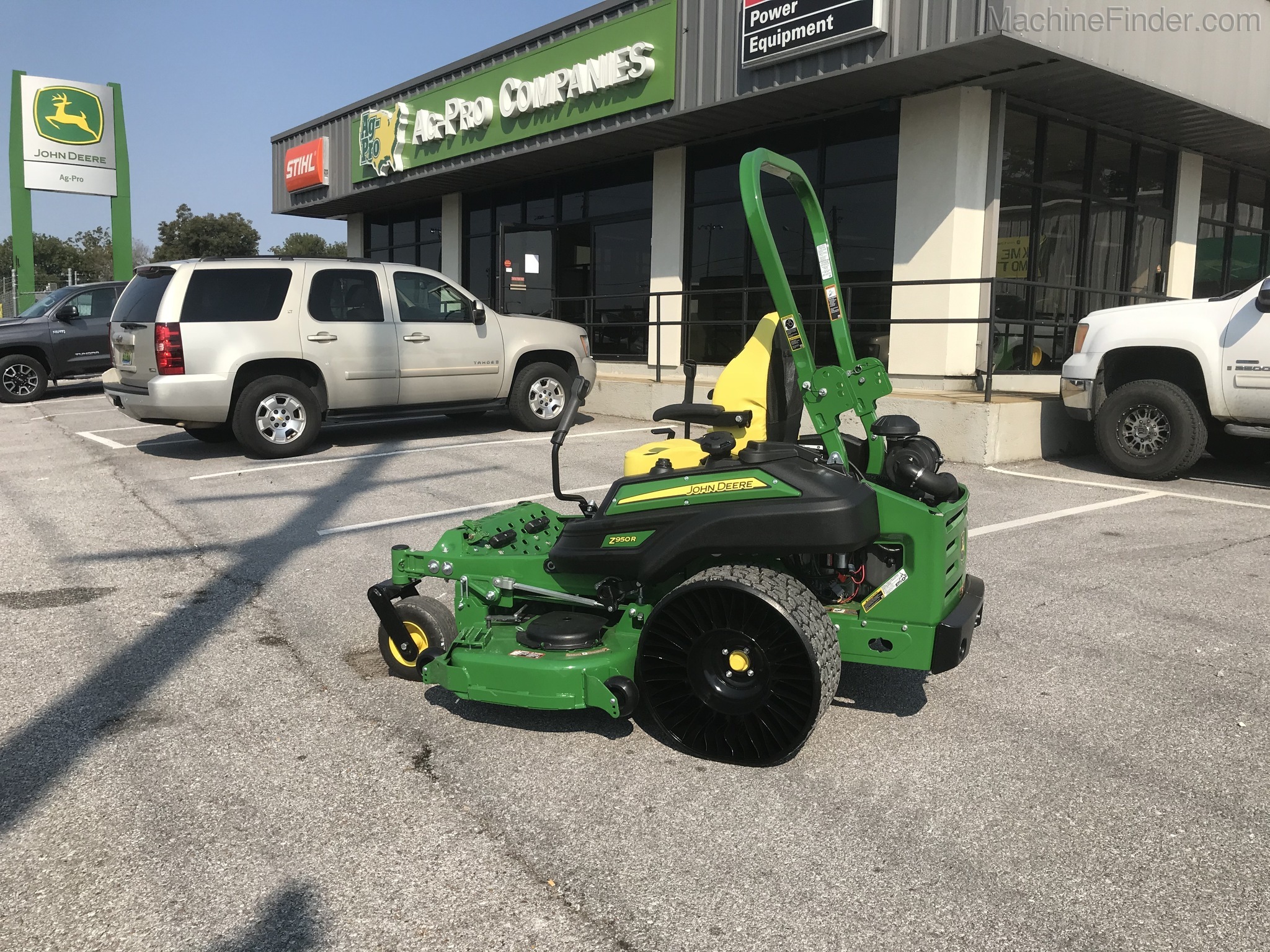 2020 John Deere Z950R Image 1