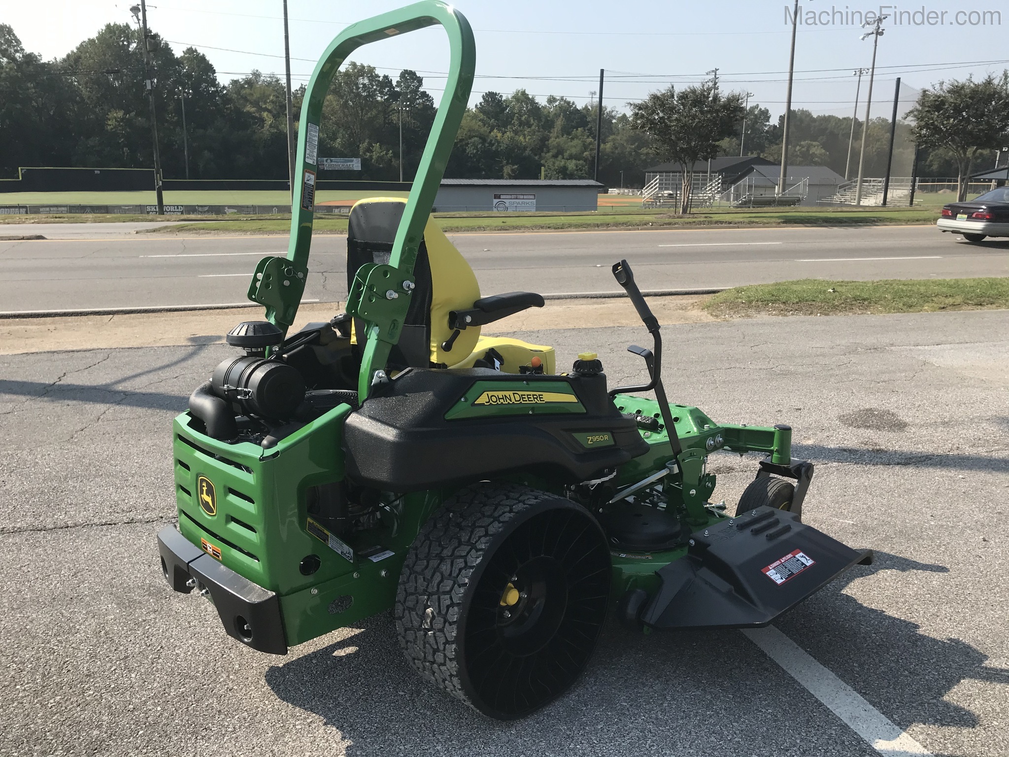 2020 John Deere Z950R Image 5