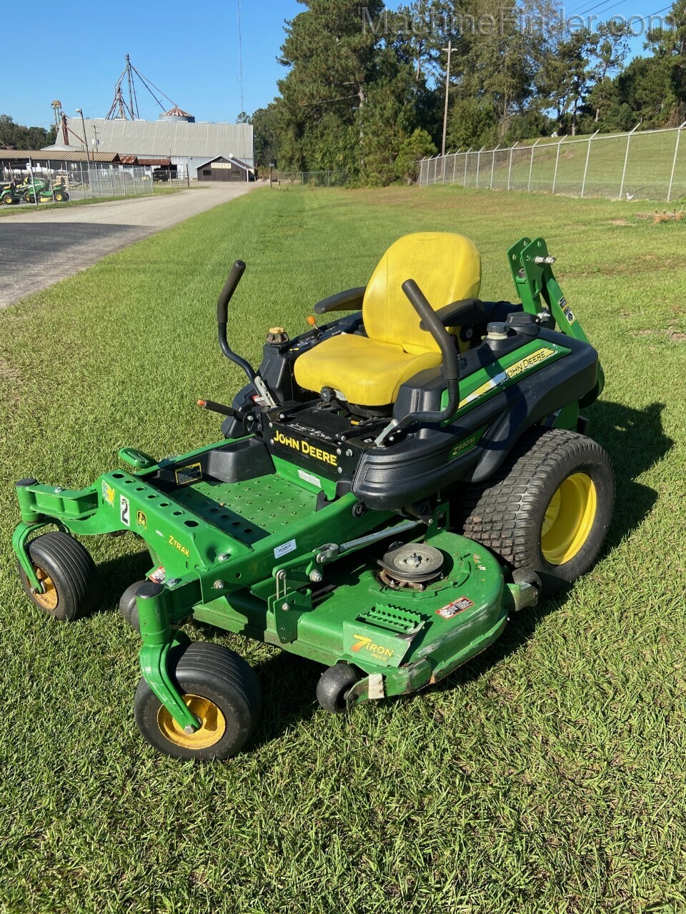 2016 John Deere Z930M Image 1