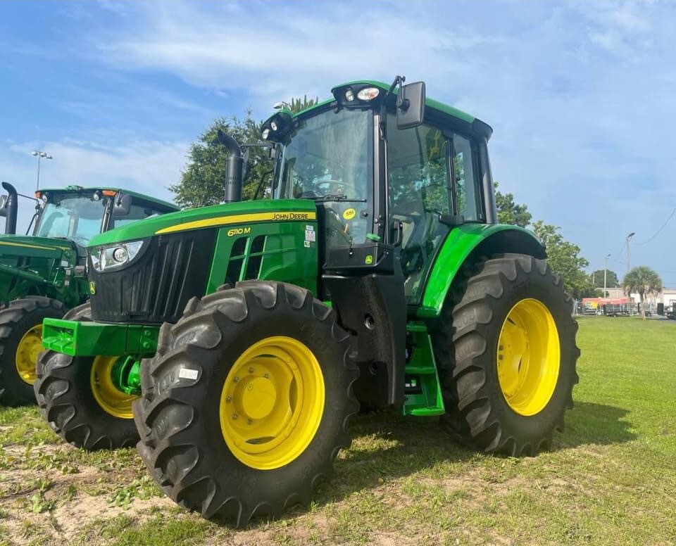 2023 John Deere 6110M Image 1