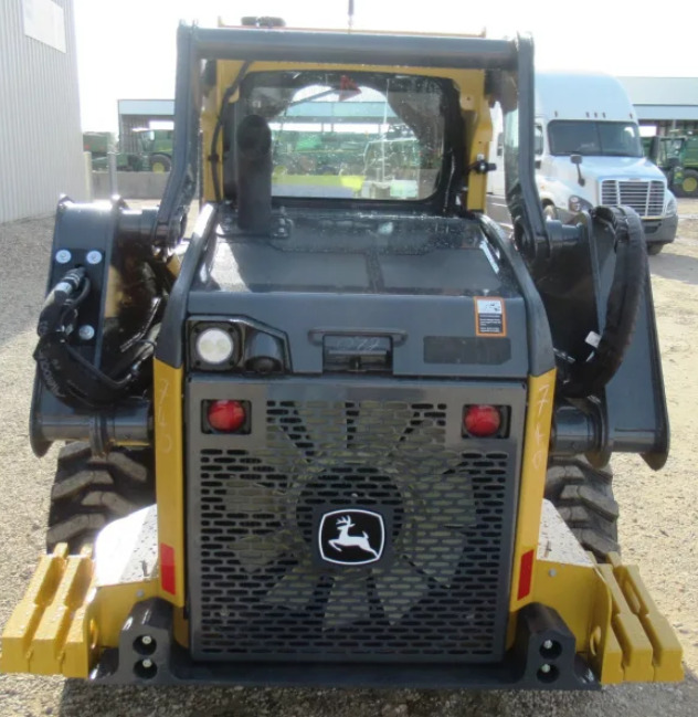 2026 John Deere 324G Image 10