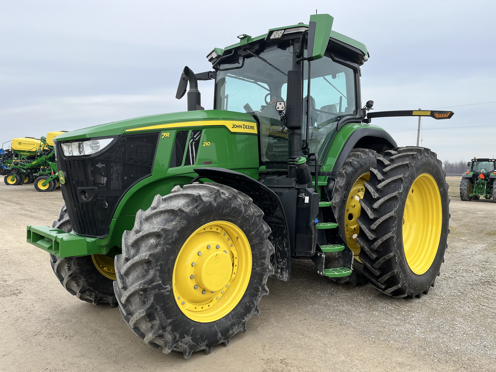 2022 John Deere 7R 210 Row Crop Tractors