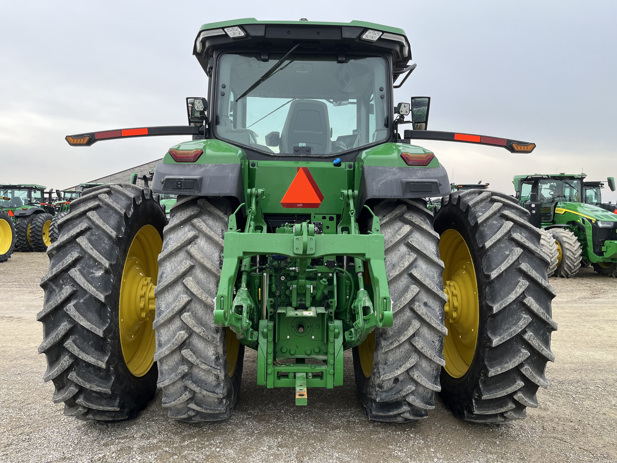 2022 John Deere 7R 210 Row Crop Tractors