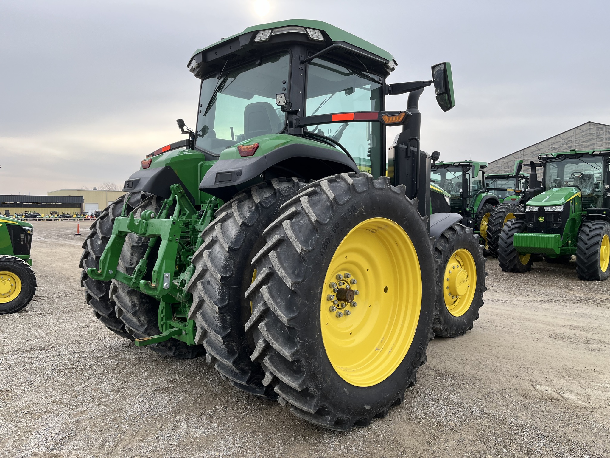 2022 John Deere 7R 210 Row Crop Tractors