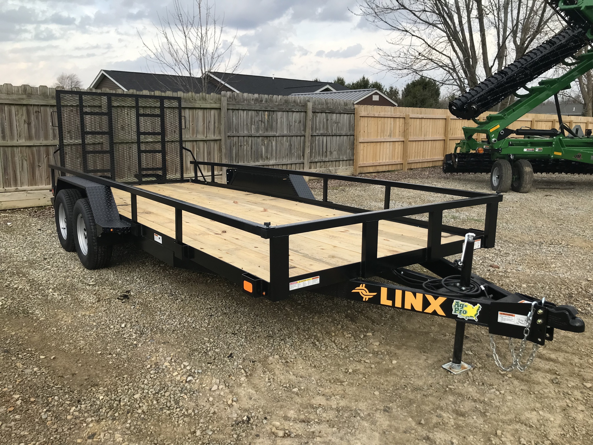 2024 Linx LINX EQ7018- RAMP Image 2