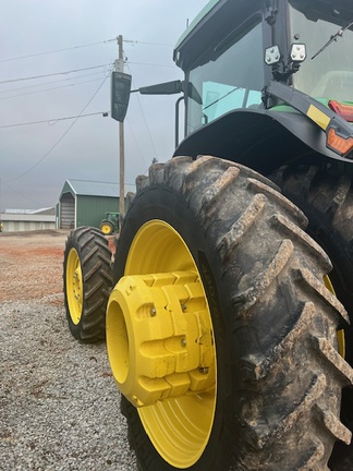 2023 John Deere 8R 310