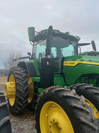 2023 John Deere 8R 310