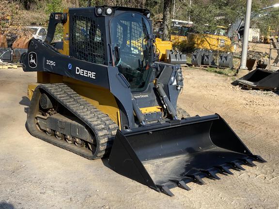 Photo of a 2023 John Deere 325G