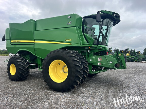 Photo of 2022 John Deere S780