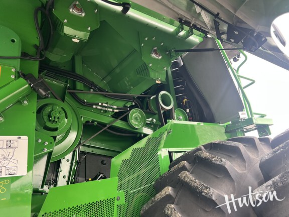 Photo of 2022 John Deere S780
