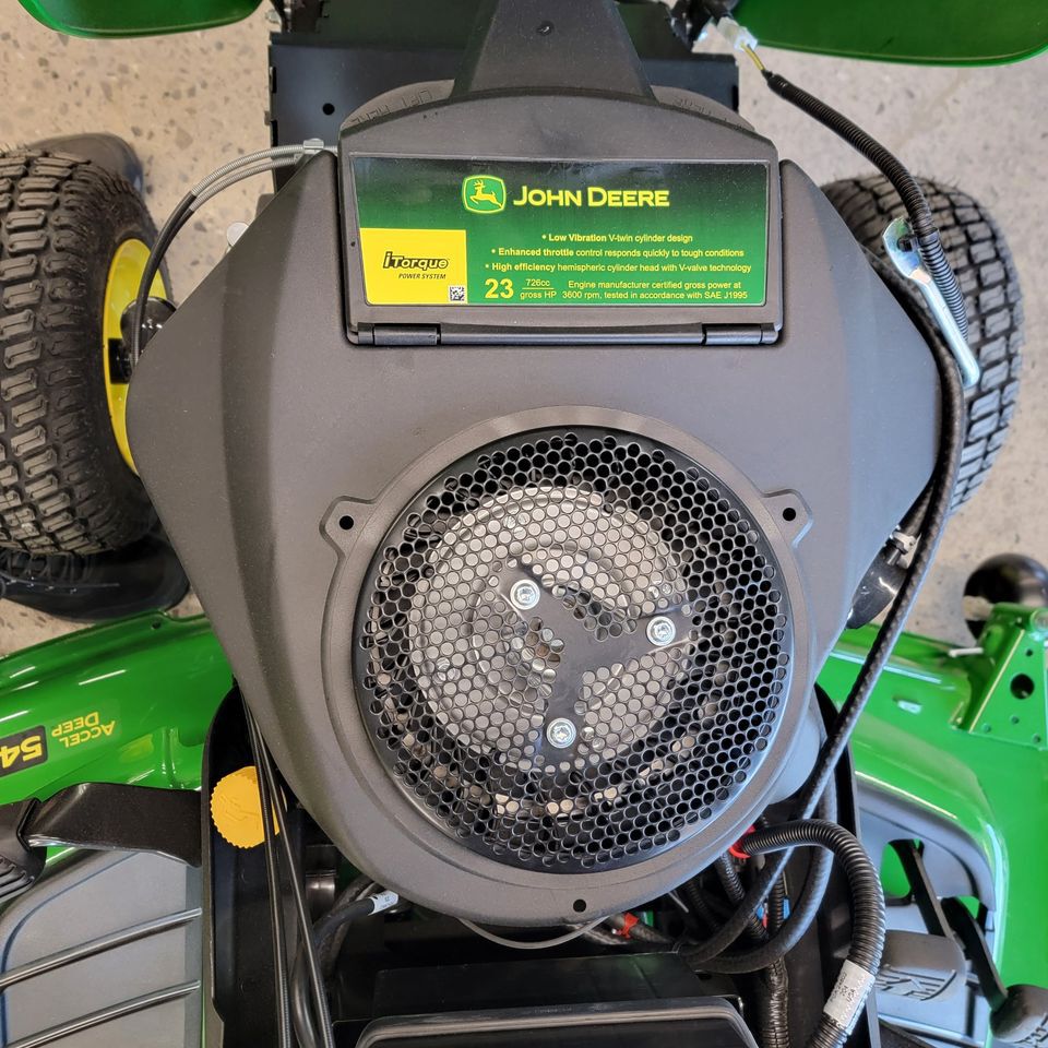 2025 John Deere X380 Image 5