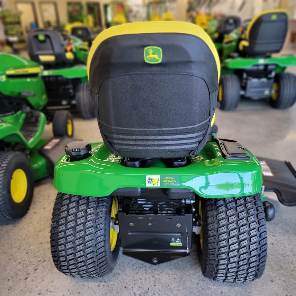 2025 John Deere X380 Image 6