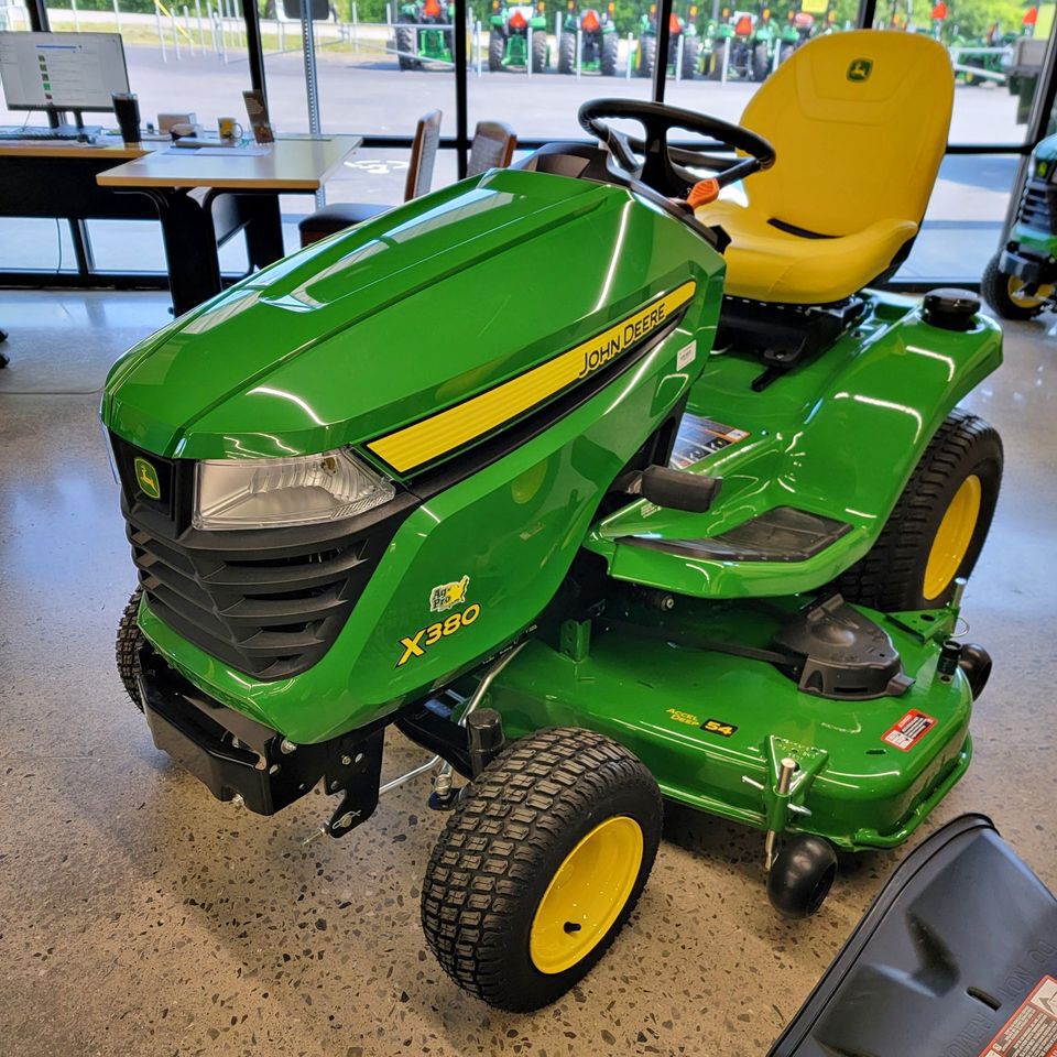2025 John Deere X380 Image 1