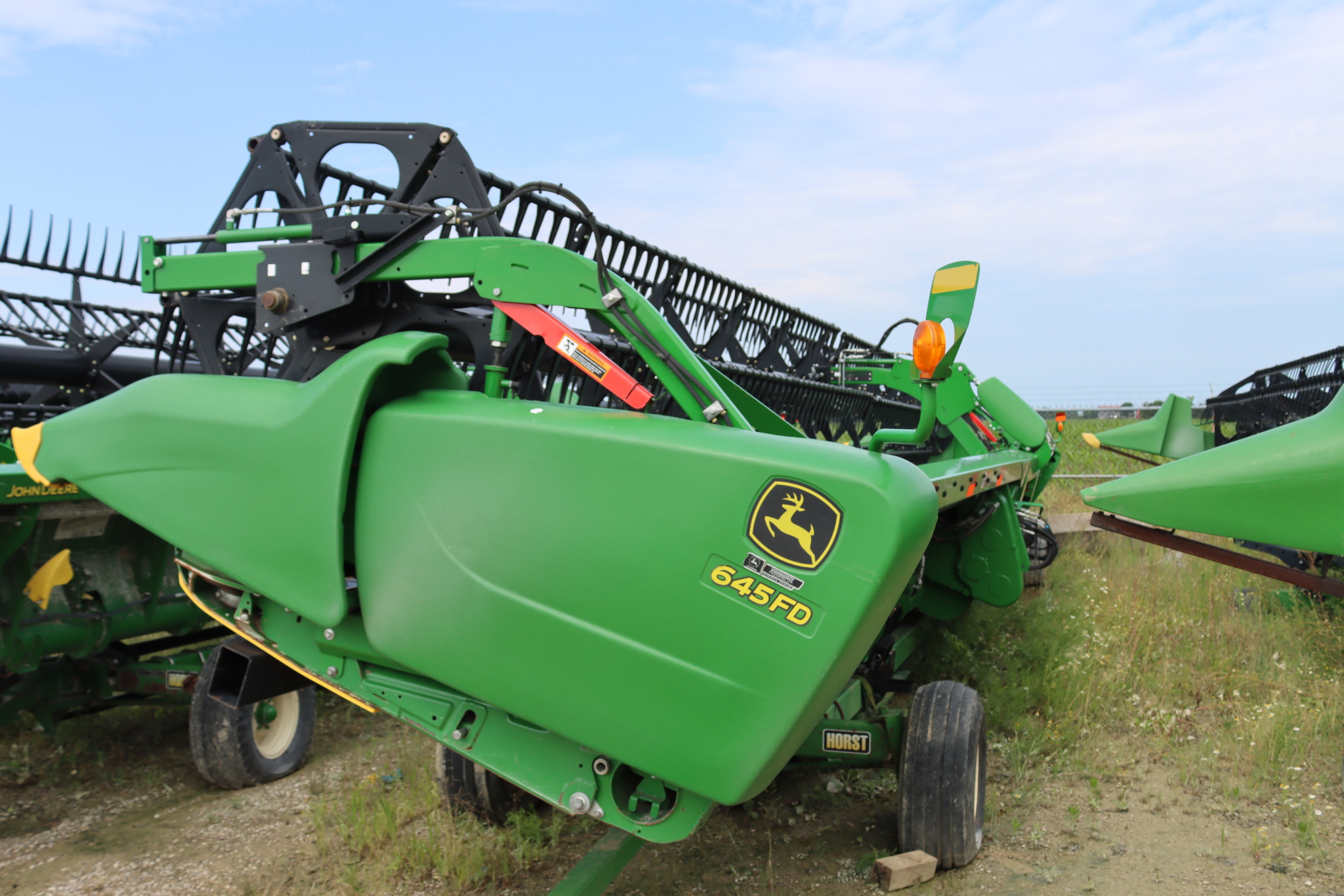 2015 John Deere 645FD Combine Platforms