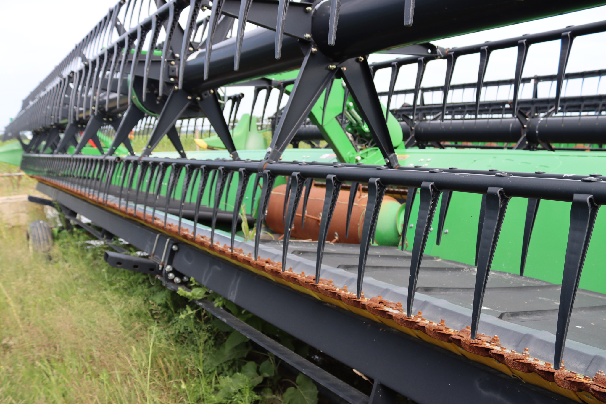 2015 John Deere 645FD Combine Platforms