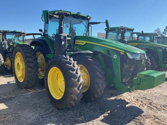 2023 John Deere 8R 370 Photo 2