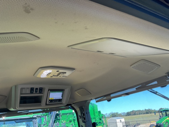 2023 John Deere 8R 370 Photo 7