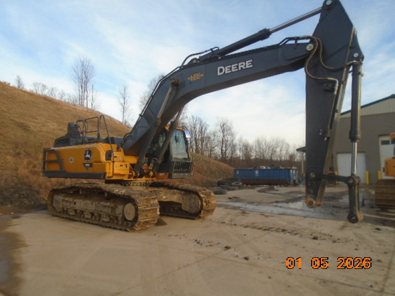 2024 John Deere 350 P-Tier