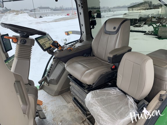 Photo of 2024 John Deere 8R 280