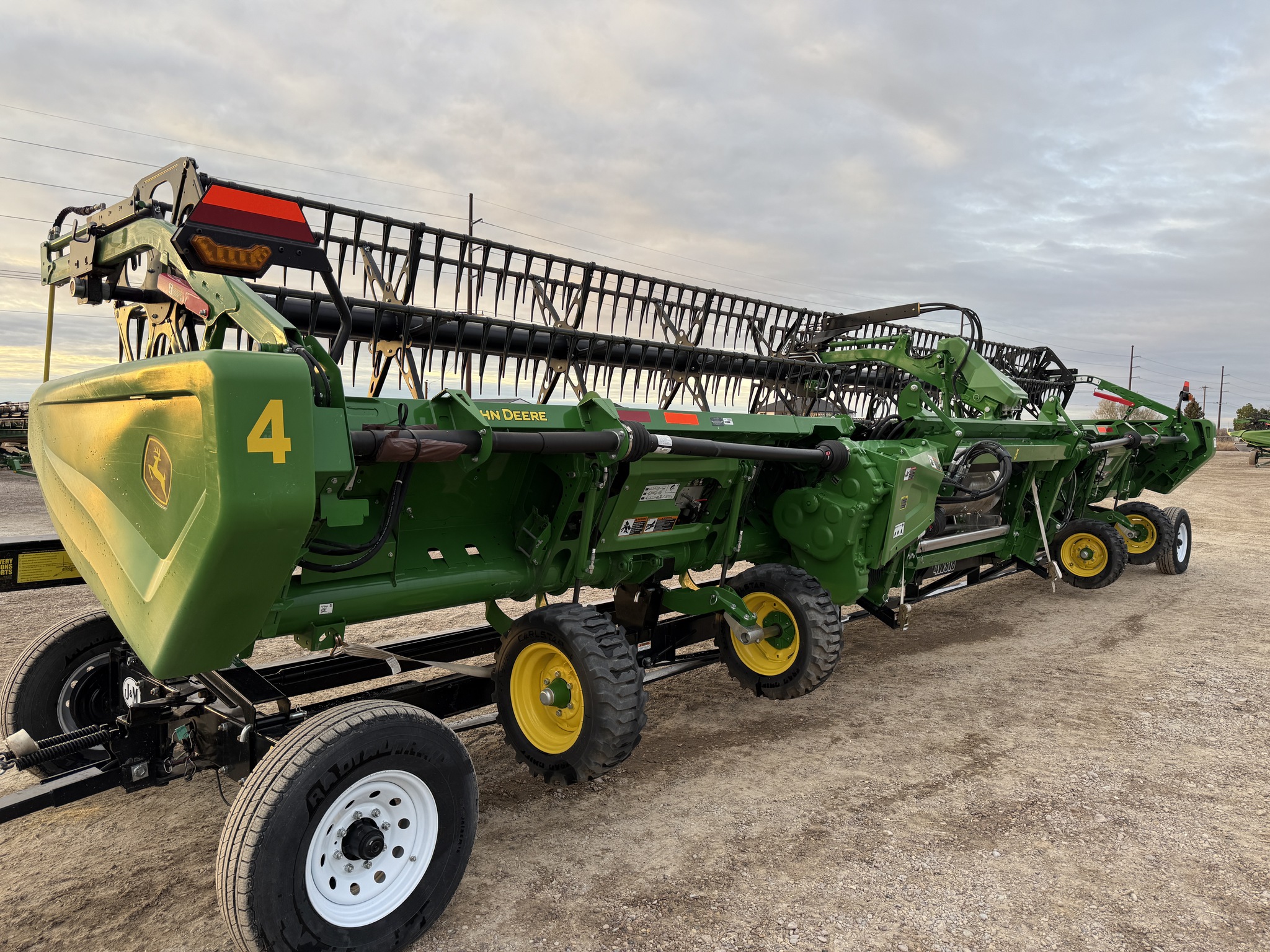 2024 John Deere HD35R Image 5