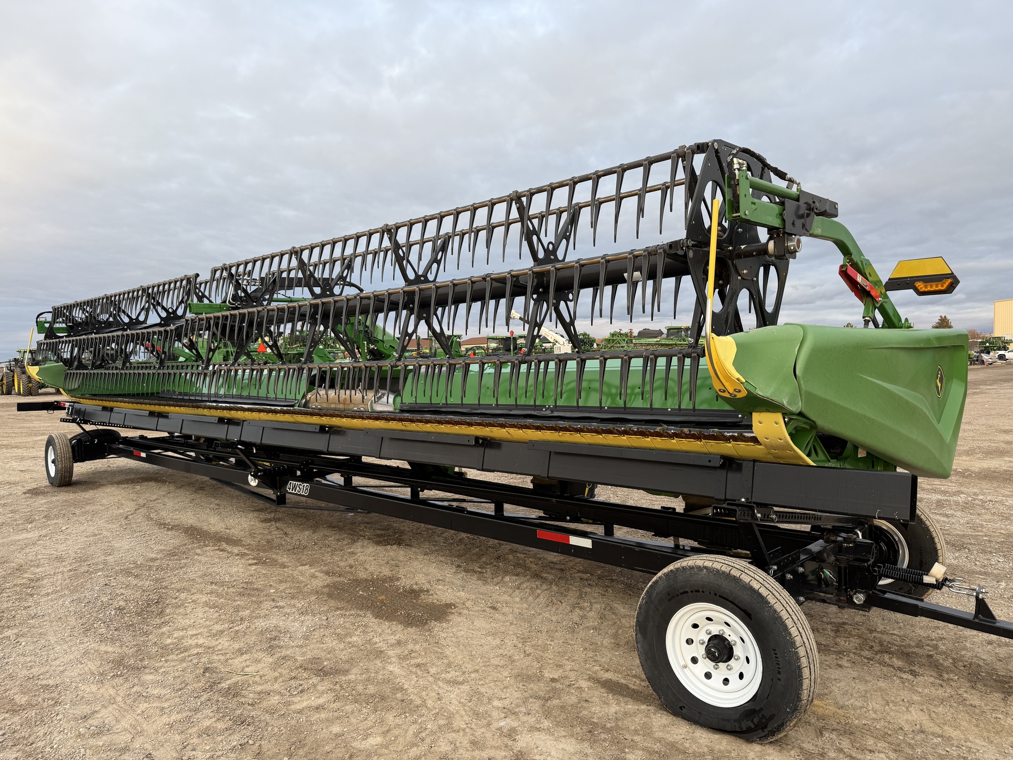 2024 John Deere HD35R Image 3