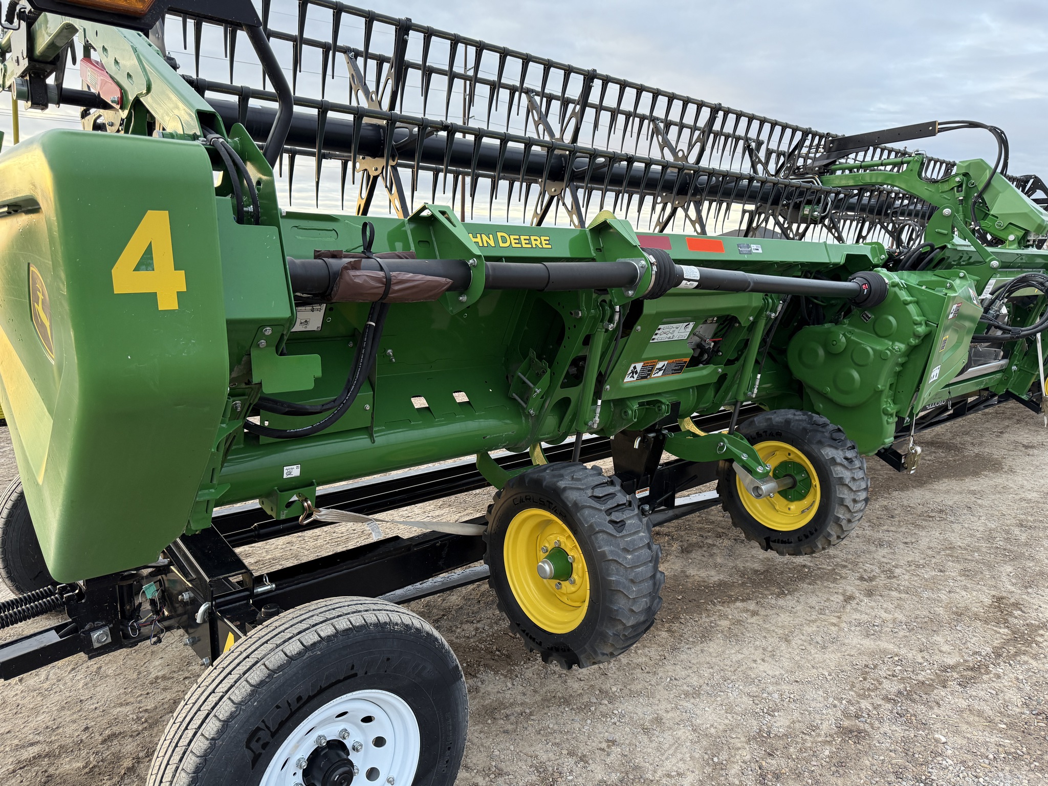 2024 John Deere HD35R Image 17