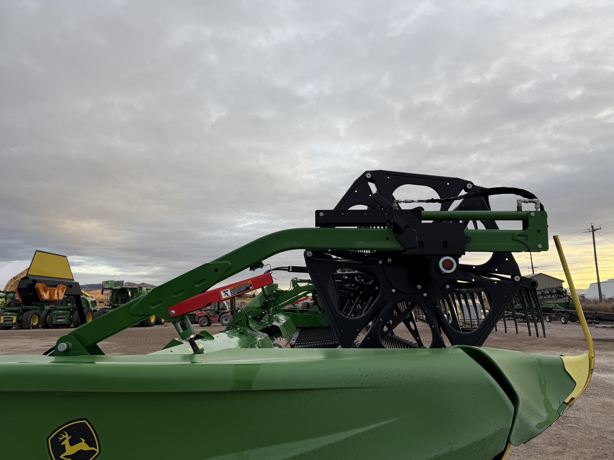 2024 John Deere HD35R Image 9