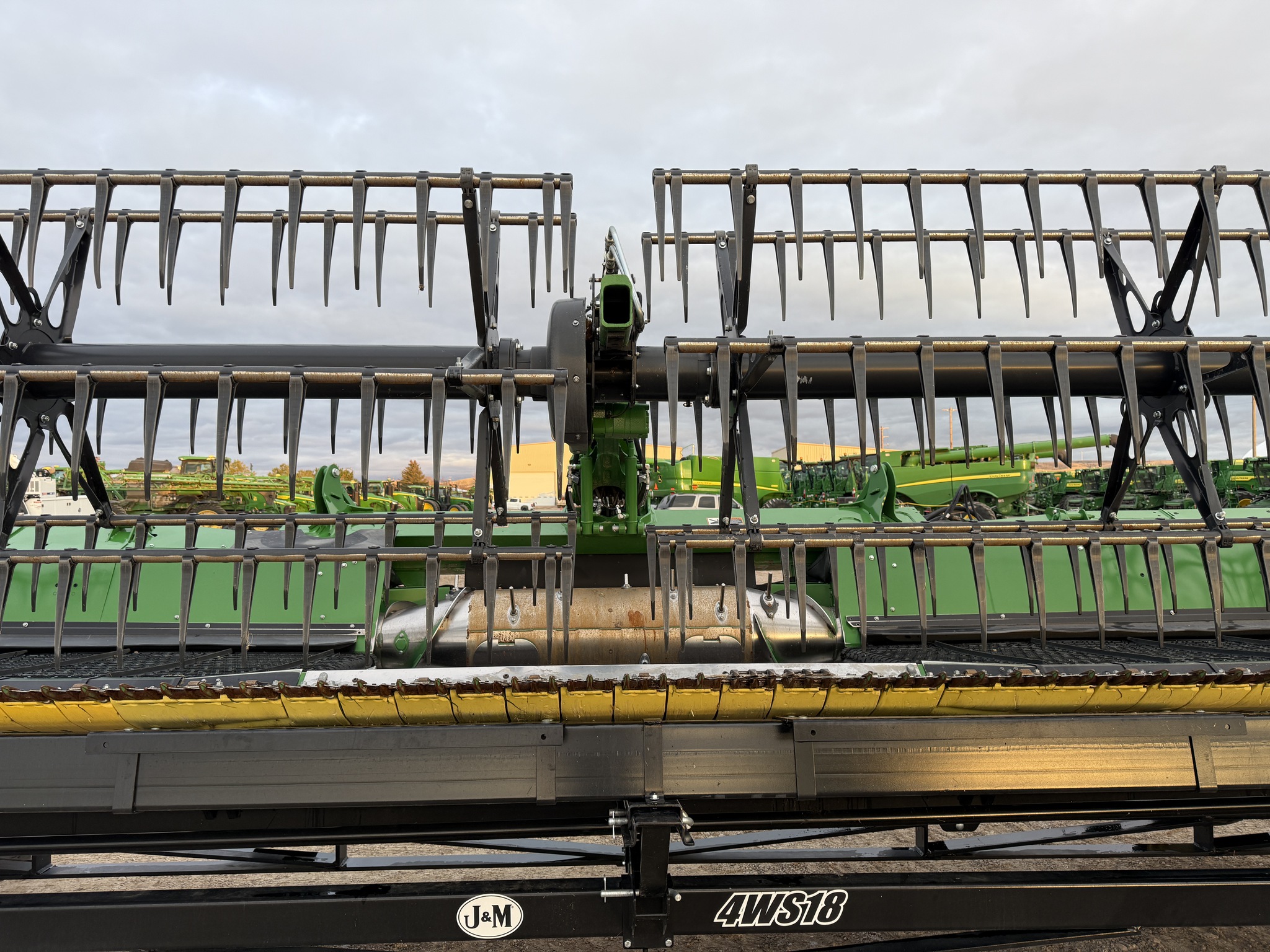 2024 John Deere HD35R Image 12