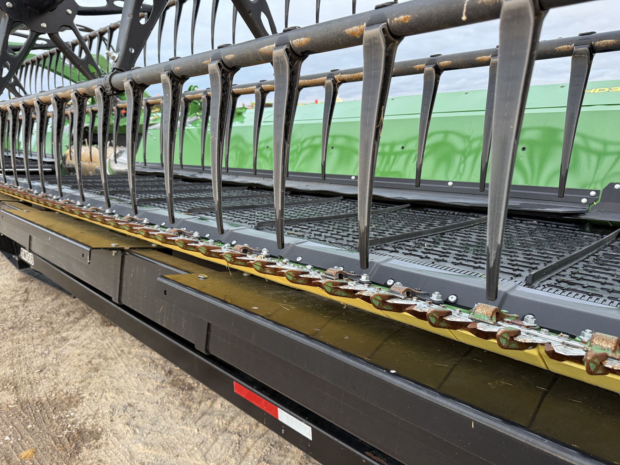 2024 John Deere HD35R Image 14