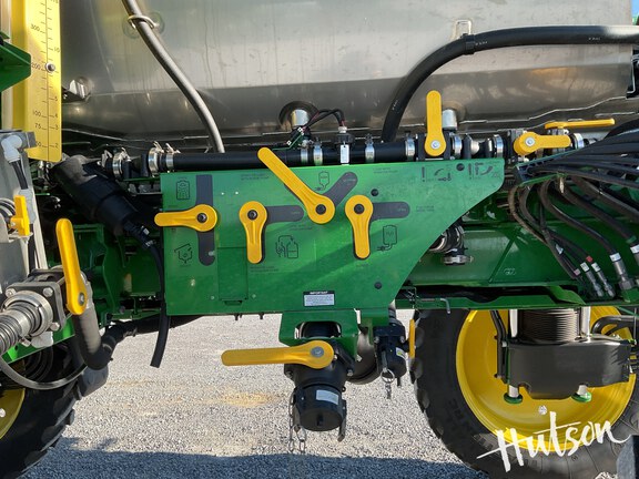 Photo of 2025 John Deere 412R