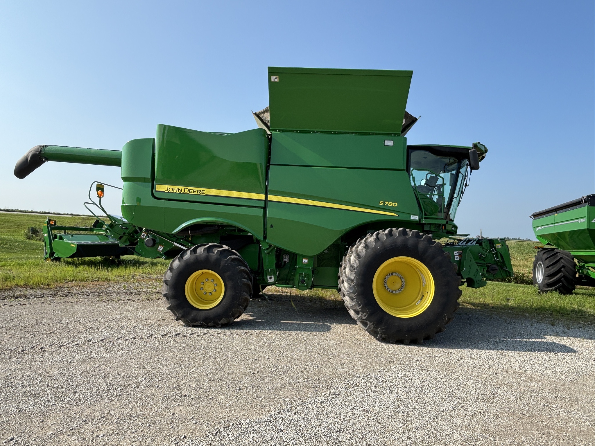 Used 2021 John Deere S780 Combines at Koenig Equipment in Greensburg, IN - PhotoXL5