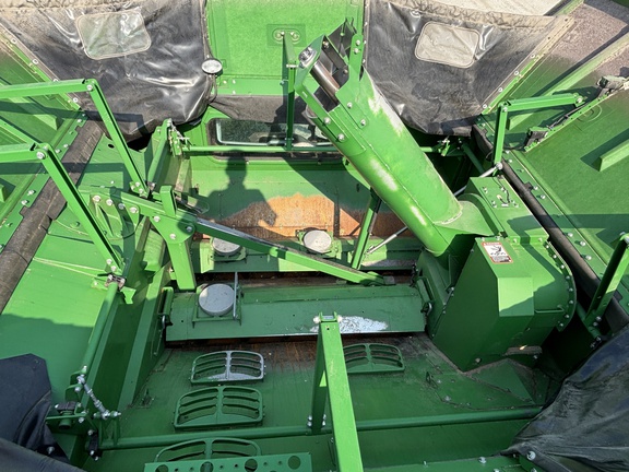 Used 2021 John Deere S780 Combines at Koenig Equipment in Greensburg, IN - Photo23