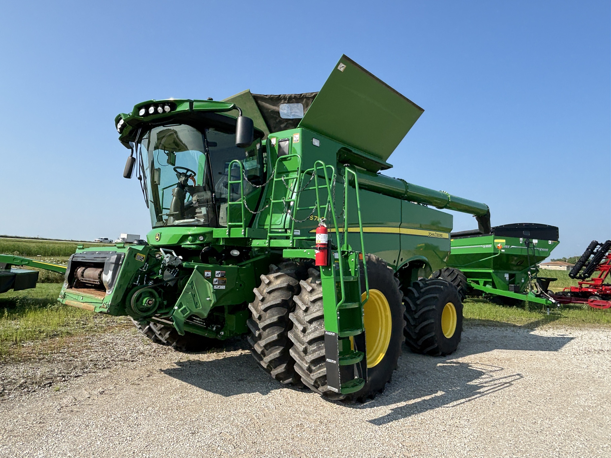 Used 2021 John Deere S780 Combines at Koenig Equipment in Greensburg, IN - PhotoXL1