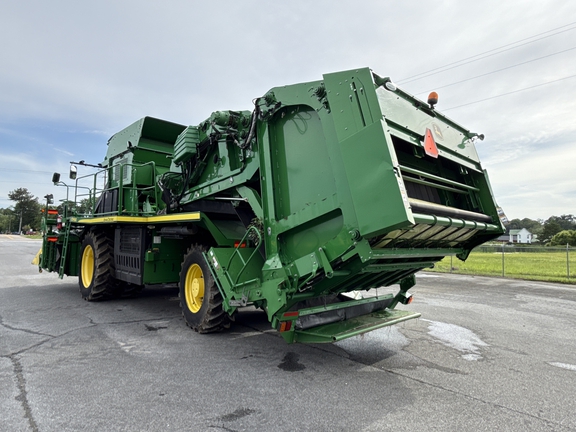 2019 John Deere CP690