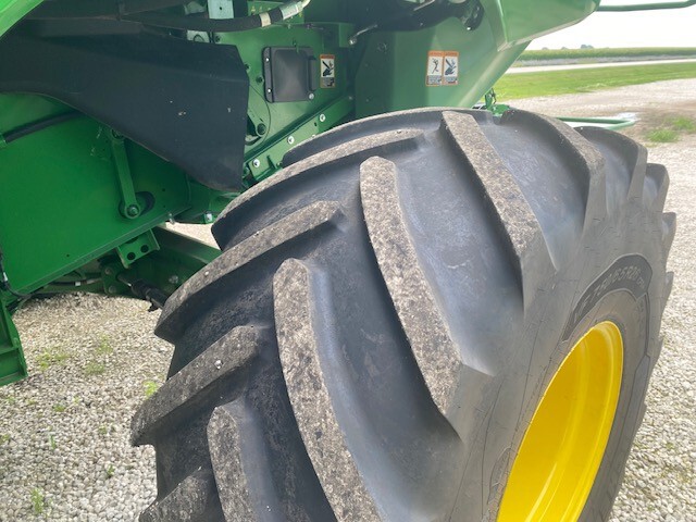  2024 John Deere S790 at Heritage Tractor in Lacon, IL