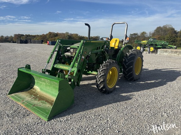 Photo of 2024 John Deere 5067E