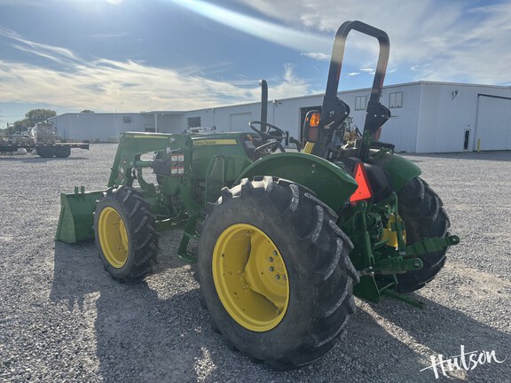 Photo of 2024 John Deere 5067E