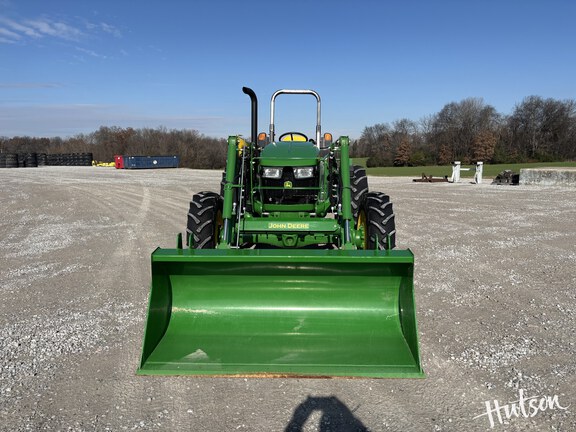 Photo of 2024 John Deere 5067E