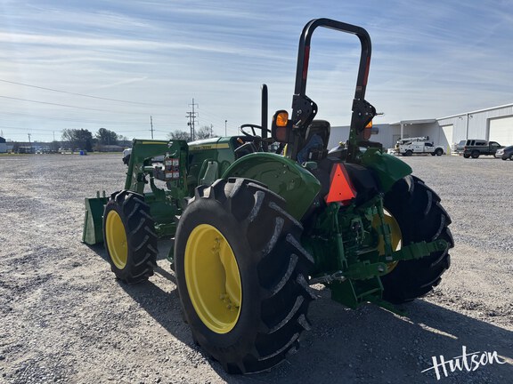 Photo of 2024 John Deere 5067E