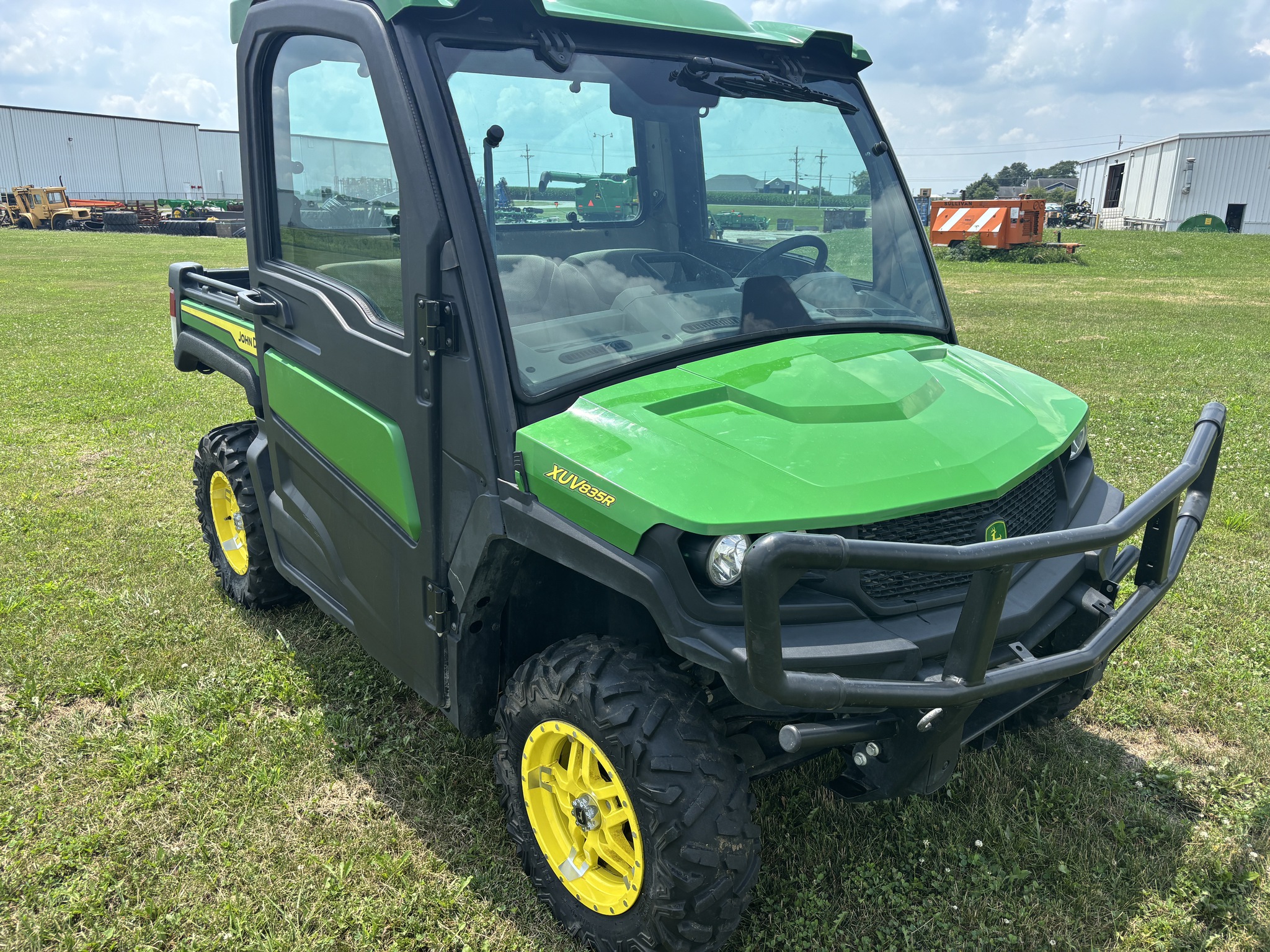 2022 John Deere XUV 835R Image 5