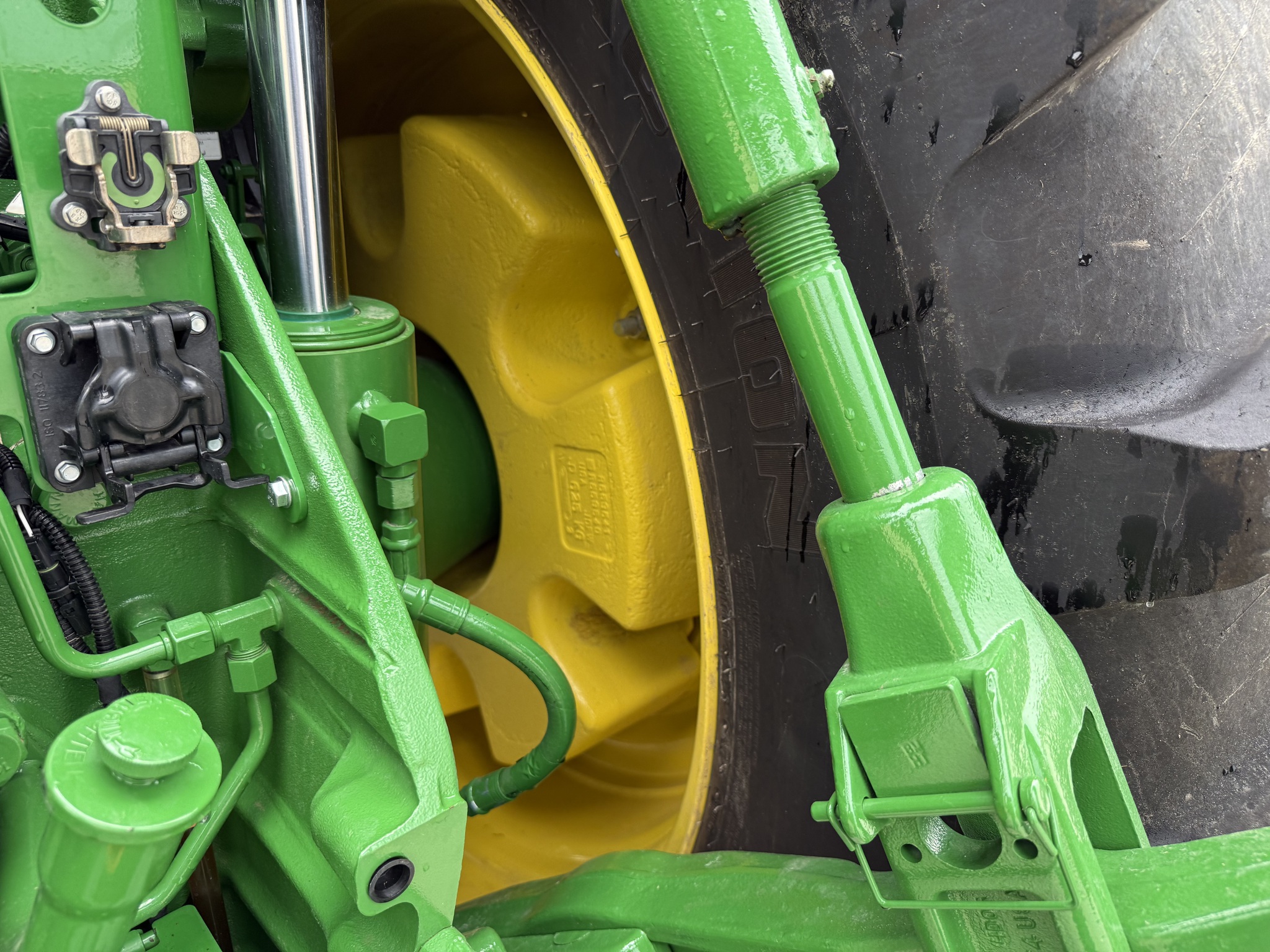  2024 John Deere 8R 340 at Heritage Tractor in Nevada, MO