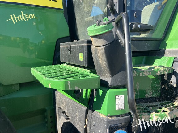 Photo of 2024 John Deere 8R 340