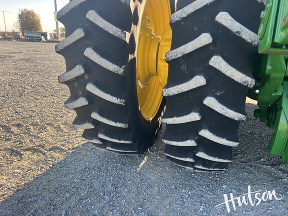 Photo of 2024 John Deere 8R 340