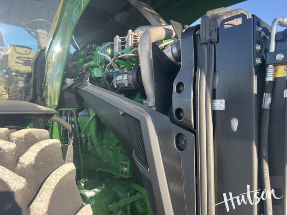 Photo of 2024 John Deere 8R 340
